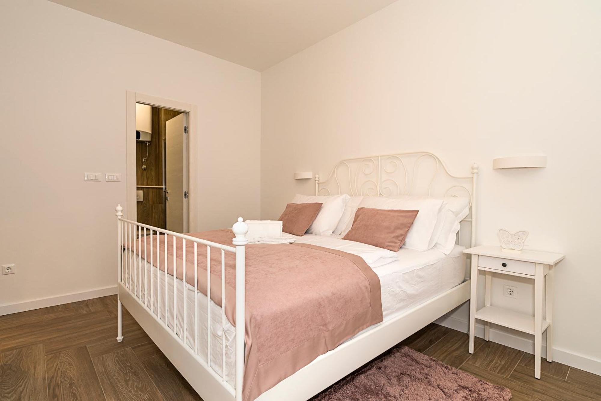 Studio Apartments Marcel Split Ngoại thất bức ảnh