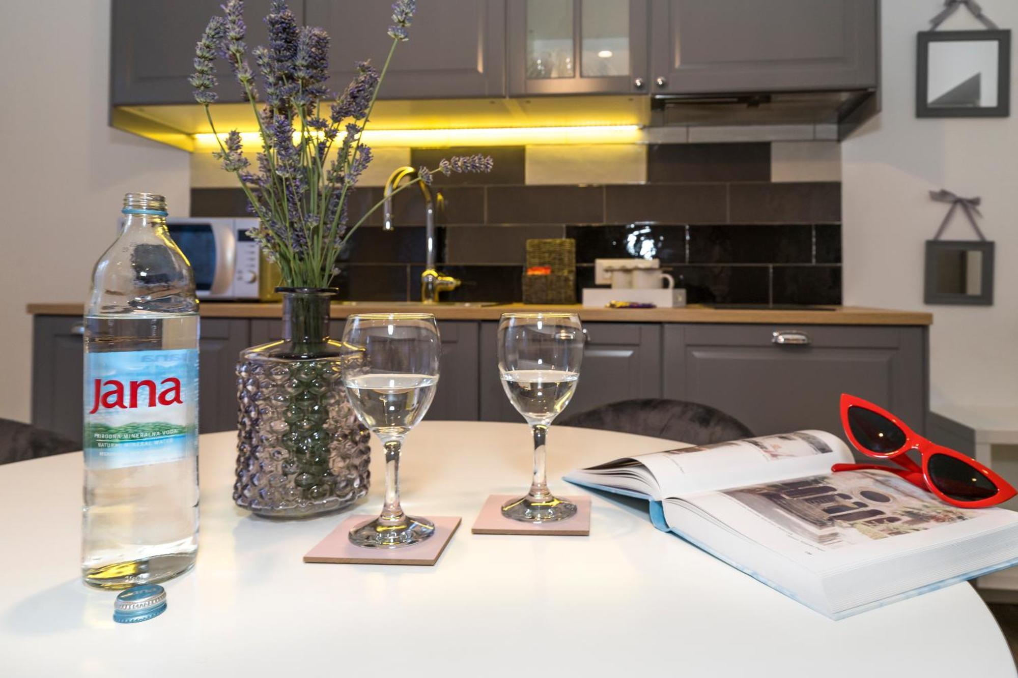 Studio Apartments Marcel Split Ngoại thất bức ảnh